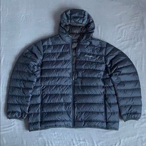 Eddie Bauer Men’s CirrusLite Down Hooded Jacket